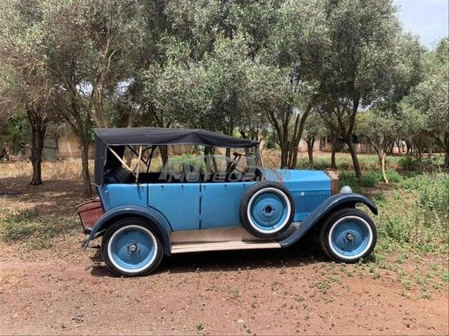 Bugatti Veyron Essence Manuelle 1980 à Casablanca