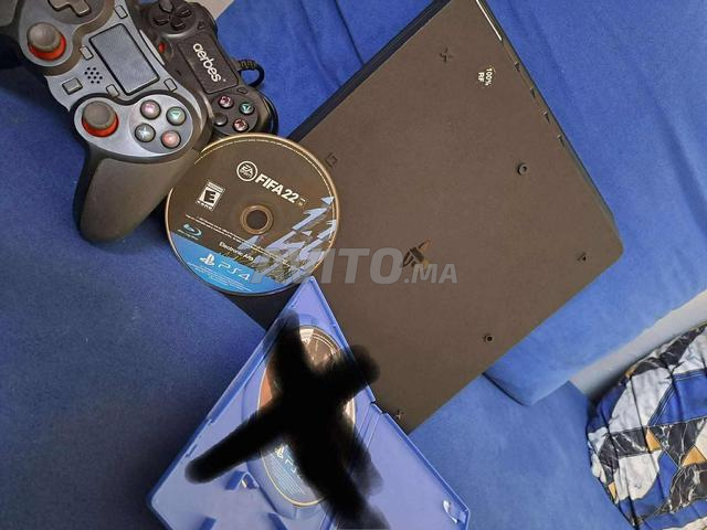 PS 4 slim version 12.52 enligne 1T cd FIFA 22 - 2