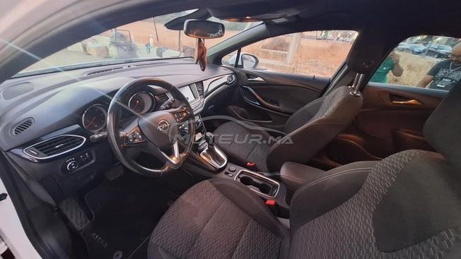 Opel Astra Diesel Automatique 2019 à Bouskoura