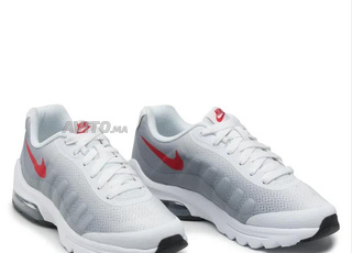 Nike Air Max Invigor GS 🔴