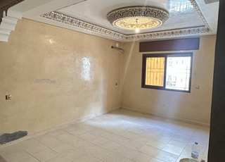 Appartement à vendre complexe Zahour près du stade Ibn Battouta