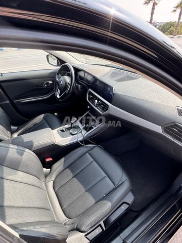 BMW Série 3 Diesel Automatique 2021 à Casablanca