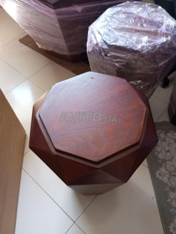 بيع طاولة وكراسي جديدة