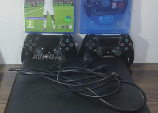 PS4 Slim bon état