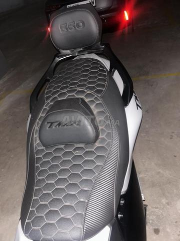 ياماها، تيماكس 560 - 2