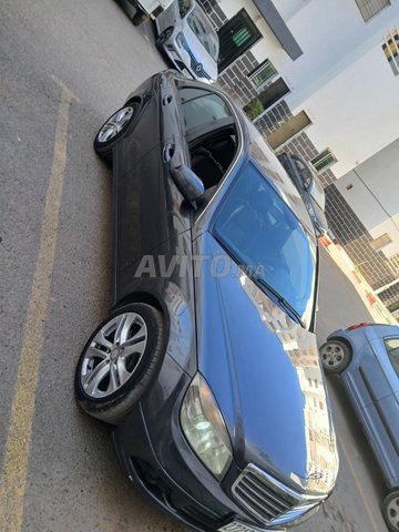 Mercedes-Benz 220 Diesel Manuelle 2009 à Temara