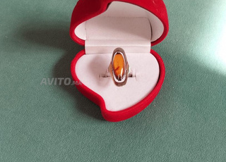 Bague en argent النقرة avec ambre naturel
