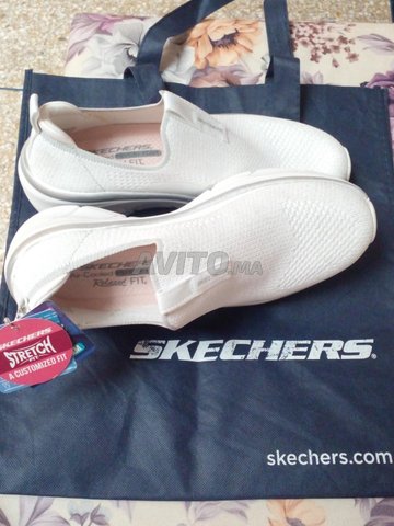 سكيتشرز للنساء رقم 39