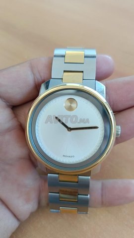 Montre authentique movado swiss