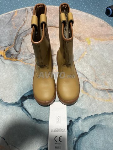 أحذية السلامة Jallat