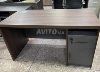 Mobilier de bureau fonctionnel
