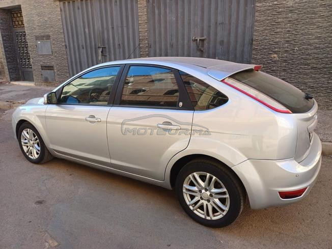 ford focus ghia 