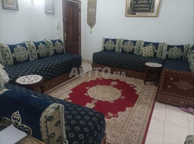 طقم صالون (تلامت) كامل بحالة ممتازة للبيع