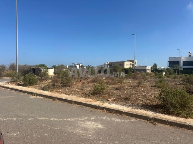 Terrain à 10 mn de Morocco Mall à Dar Bouazza