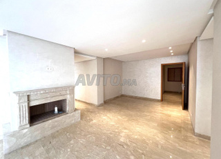 Appartement 3 chambres de 130m2 au quartier Oasis