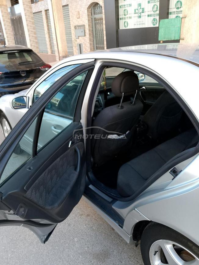 مرسيدس c220
