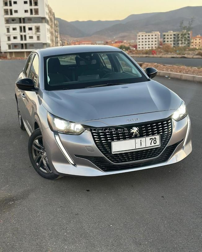 Peugeot 208 Diesel Manuelle 2022 à Berkane