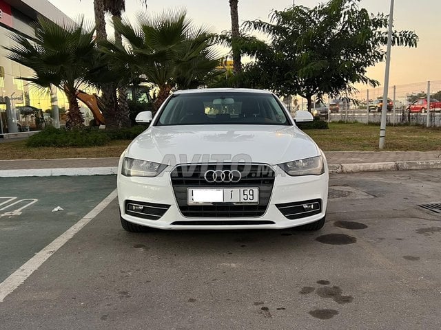 Audi A4 Diesel Manuelle 2014 à Casablanca