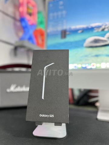 Samsung Galaxy S25 Normal 12GB/256GB Bleu/Navy