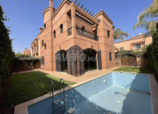 Villa avec piscine privée à Vendre Targa