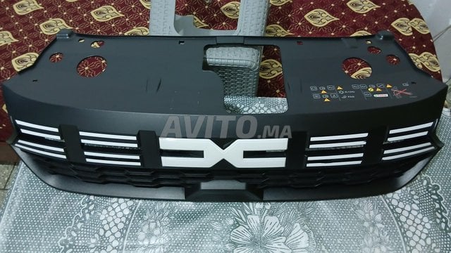 2025 Calandre d'origine Dacia Logan