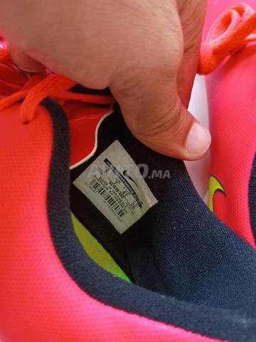 Chaussures de sport de type Nike mercurial pointure 41 - 2