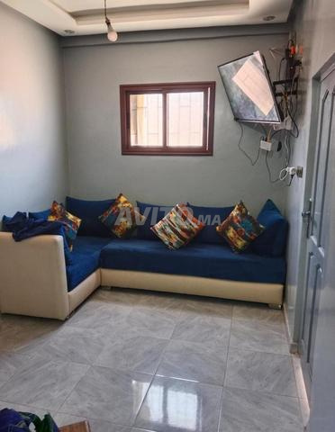 شقة للإيجار مع موقف سيارات مقابل الشقة - 2