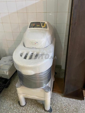 Pétrin à spirale 50 kg – Marque VMI