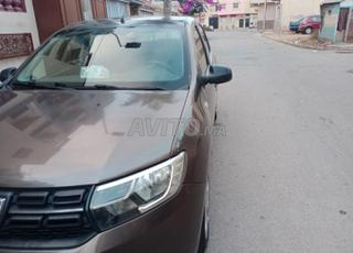 السيارة بنت الدار