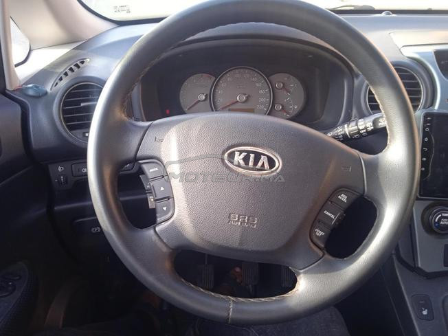 kia carens 