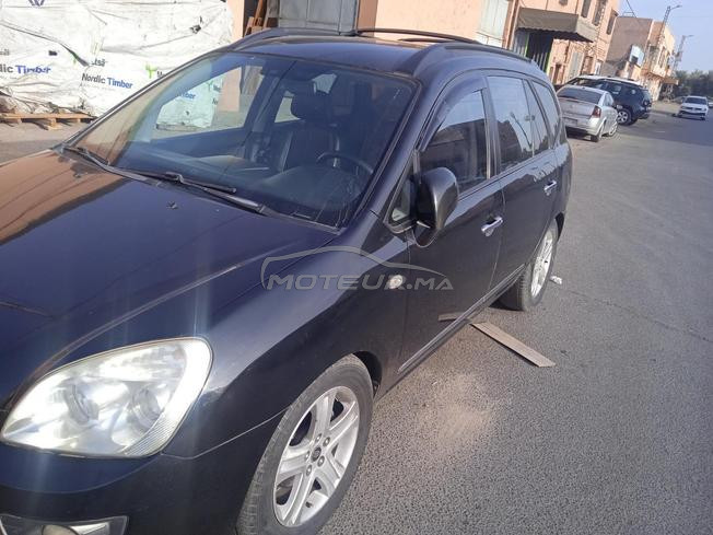 kia carens 