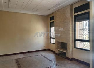 فيلا للإيجار فارغة على أبواب مراكش