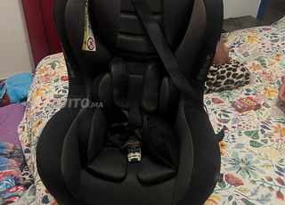 مقعد سيارة للأطفال بنظام ISOFIX