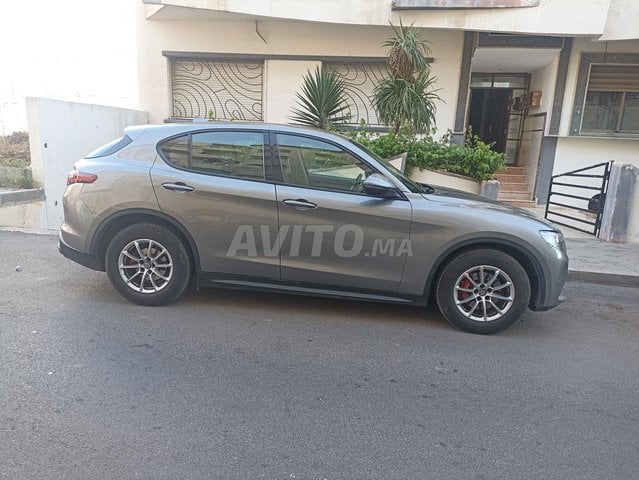 ألفا روميو ستلفيو