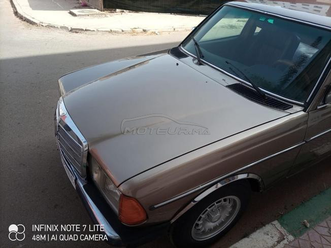 Mercedes 240