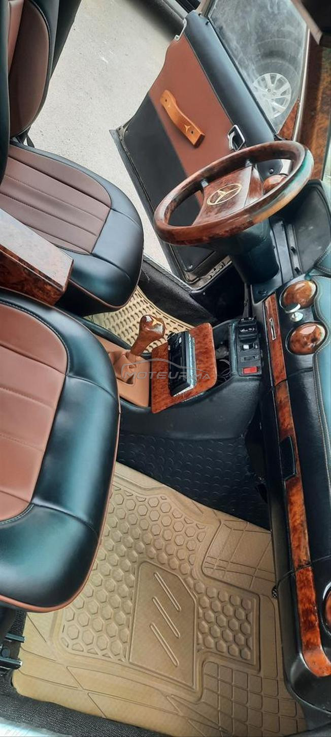 Mercedes 240