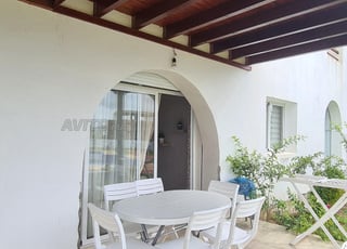 Bel appartement vue piscine à vendre à Cabo Negro