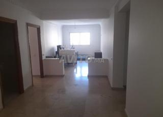 شقة 3 غرف صالون بلكونة 120م2 للإيجار مرس السلطان