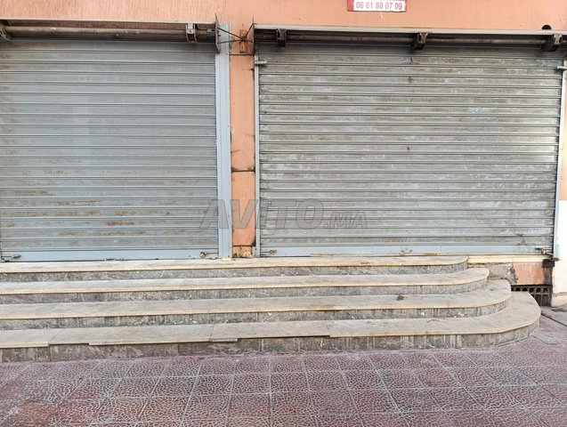 Magasin 140 m² à louer tout commence ville haute