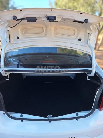 داسيا لوغان ديزل يدوية 2019 في فاس