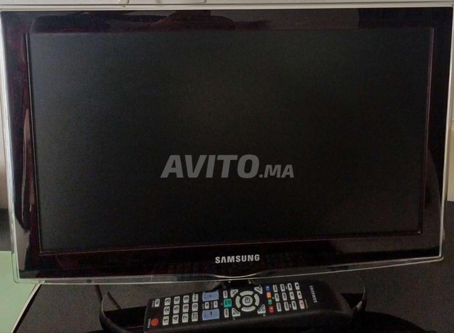 تلفاز سامسونج 22 بوصة في حالة جيدة جدا