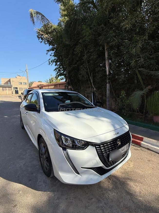 peugeot 208 2022 automatique 