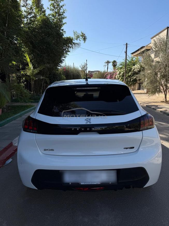 peugeot 208 2022 automatique 