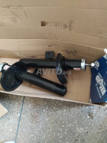 للبيع ممتص صدمات جديد Record صنع في فرنسا