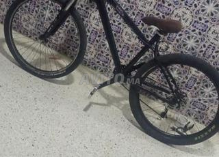 دراجة للبيع