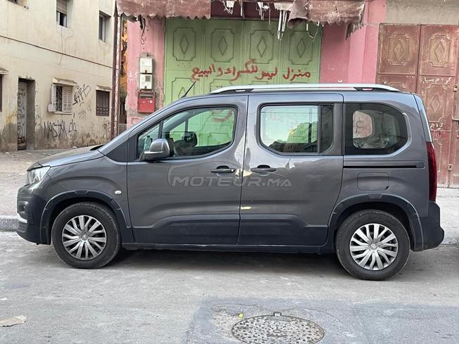 بيجو ريفتر بنزين يدوي 2021 في سلا