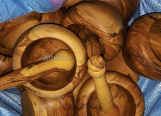 Objets de cuisine en bois d'olive