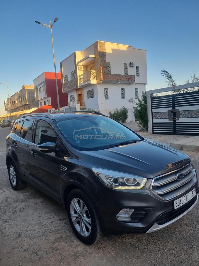 A vendre Ford kuga Diesel Automatique .