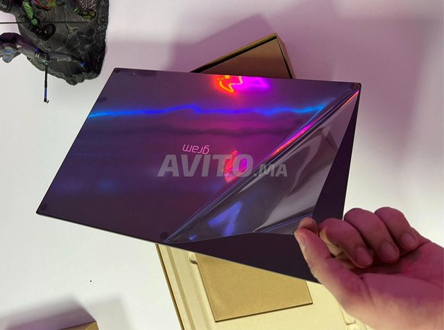 LG Gram 17 Ai capilot 2025 Intel Ultra 7 155H