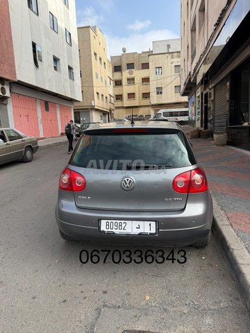 سيارة عامرة، من يريد الشراء فمرحبا به